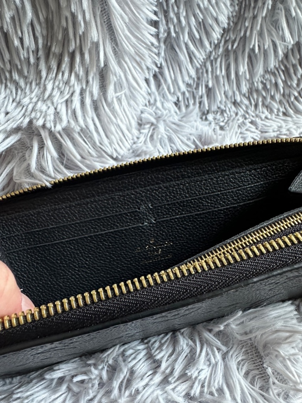 Louis Vuitton Empreinte Mazarine PM with wallet - Picture 8 of 16